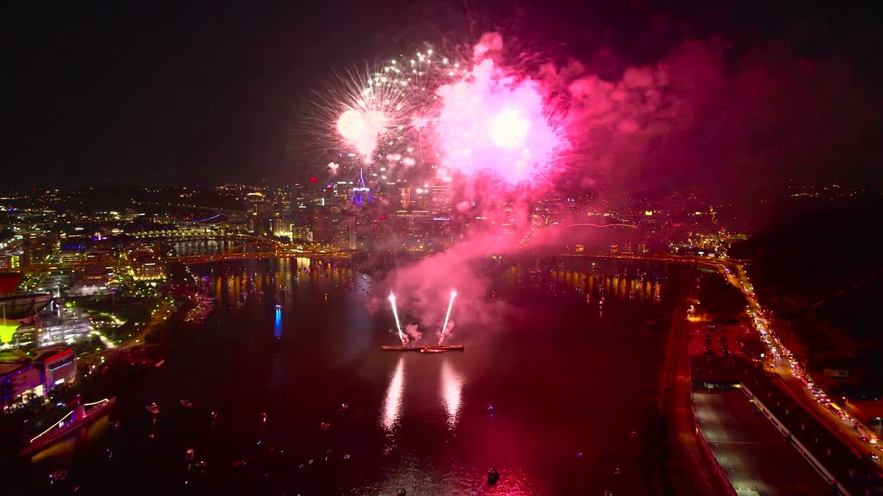 DJI Inspire 3 - 8K fireworks - Low light test