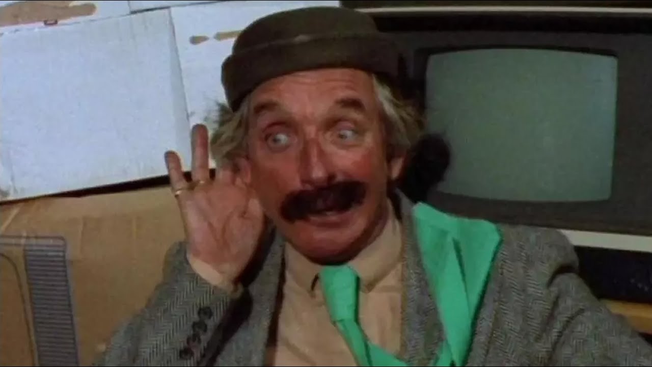 Schat aan herinneringen in huis van overleden Joop Dikmans, B2 van Bassie en Adriaan