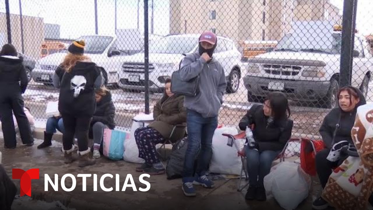 Una mano amiga ayuda a inmigrantes en Denver que enfrentan gélidas temperaturas | Noticias Telemundo