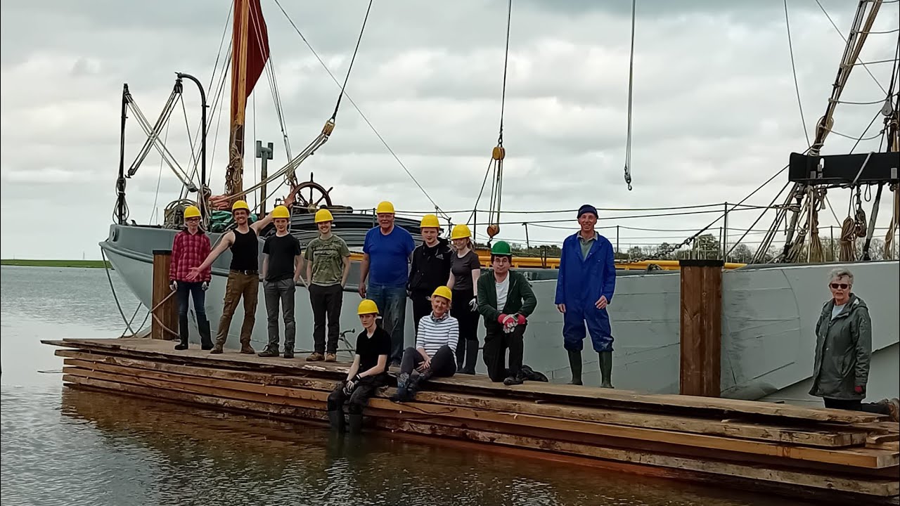 Thames sailing barge Blue Mermaid delivers timber stack under sail for Ardwina restoration