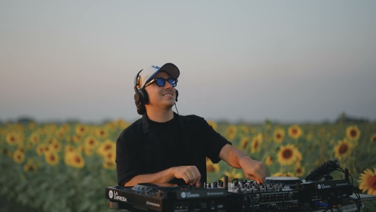 Pronoia Sessions from Turén, Venezuela | Victor Porfidio