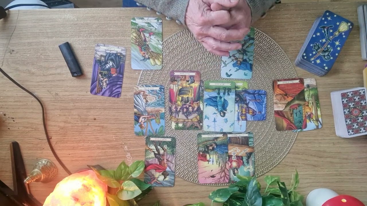 Pisces Collective Tarot Read