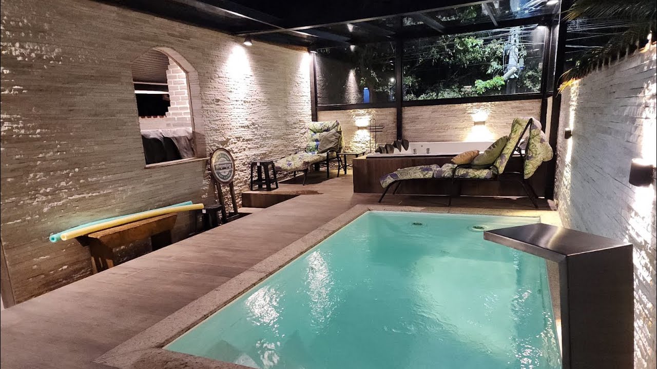 VENDIDA | Casa linear impecável, 4 quartos, lazer com Piscina, hidro, gourmet