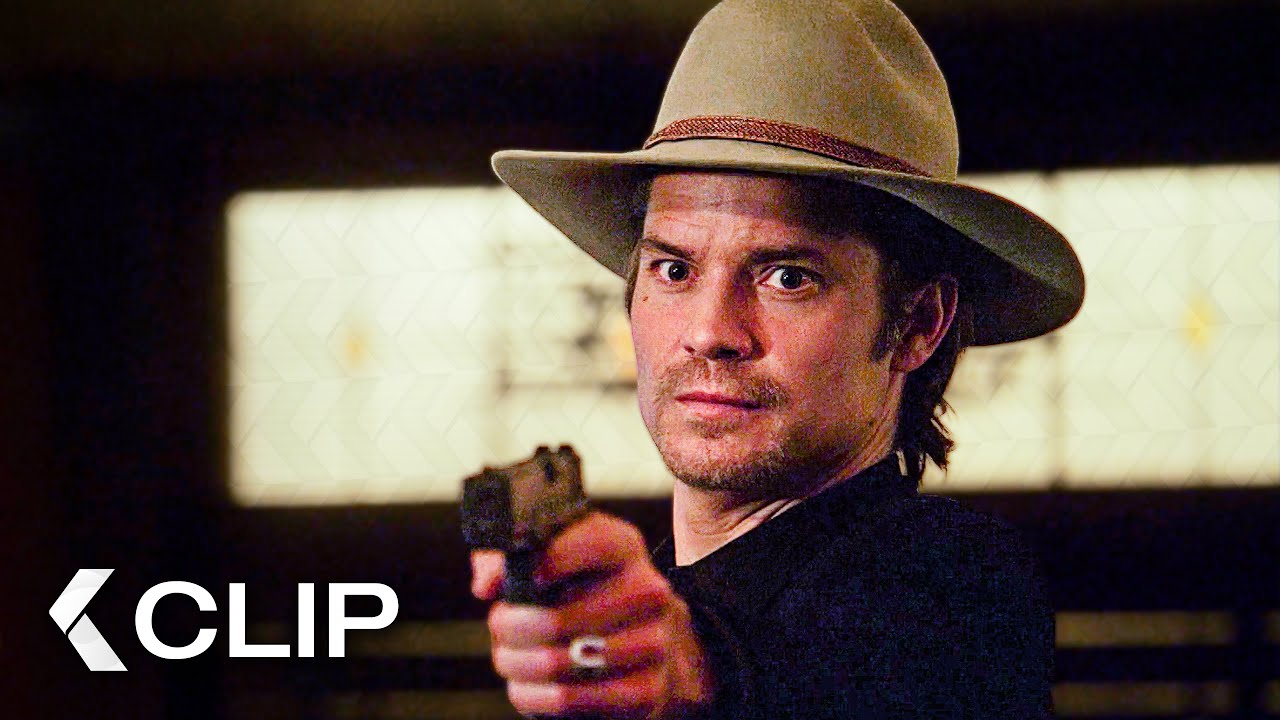 Raylan Proves He's a Badass Once Again in a Bar Showdown - JUSTIFIED Clip | Walton Goggins