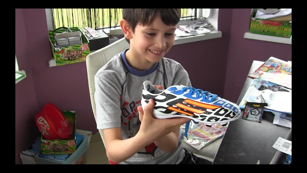 CZ4-Unboxing Day-Po Bravo i Zestawie Startowym Unboxing Gutka nowych korków Adidas FG J (Messi) (WC)