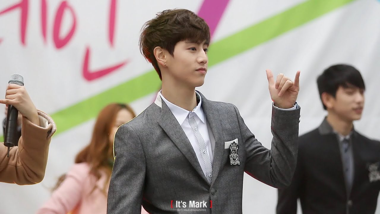 [FANCAM] 150126 SMART_family dance_(BUSAN) (Mark focus)