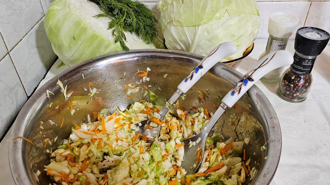 САЛАТА ЗЕЛЕ С МОРКОВИ.Бърза и лесна рецепта.#кулинария