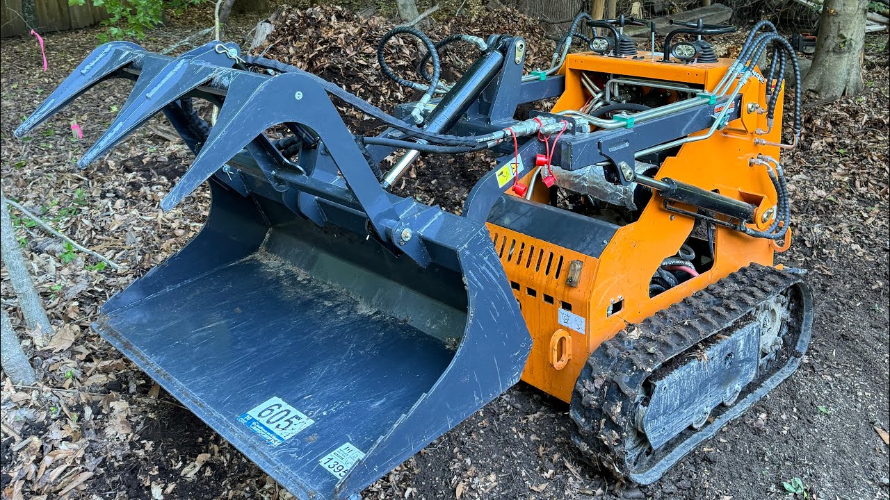 Chinese Mini Skid Actually Doing Work!