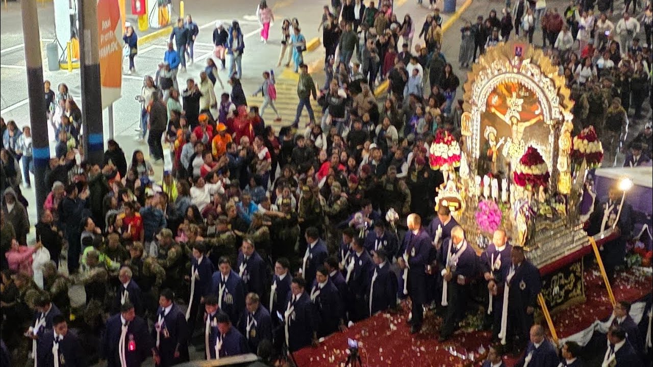 Visita del Señor de los Milagros en su Nazareno Movil al Callao 26 octubre 2025.