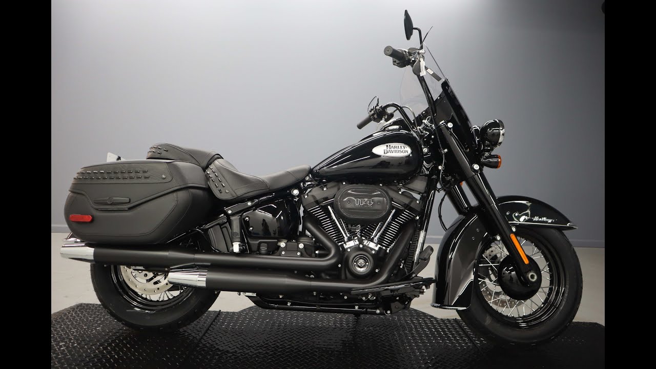 A Brand New 2023 H-D Softail Heritage Classic 114 FLHCS  In Vivid Black With Pinstripe For Sale