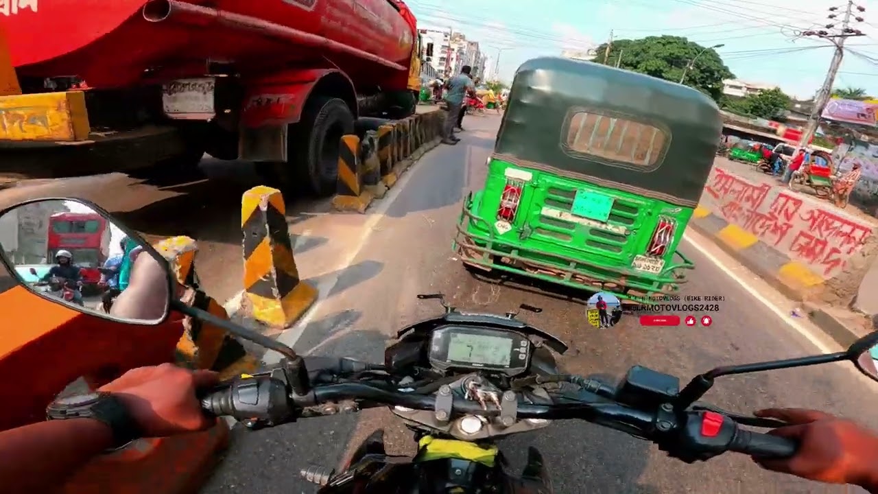 Traffic of Dhaka Explore Old Dhaka Chankharpul |M L R Motovlogs|