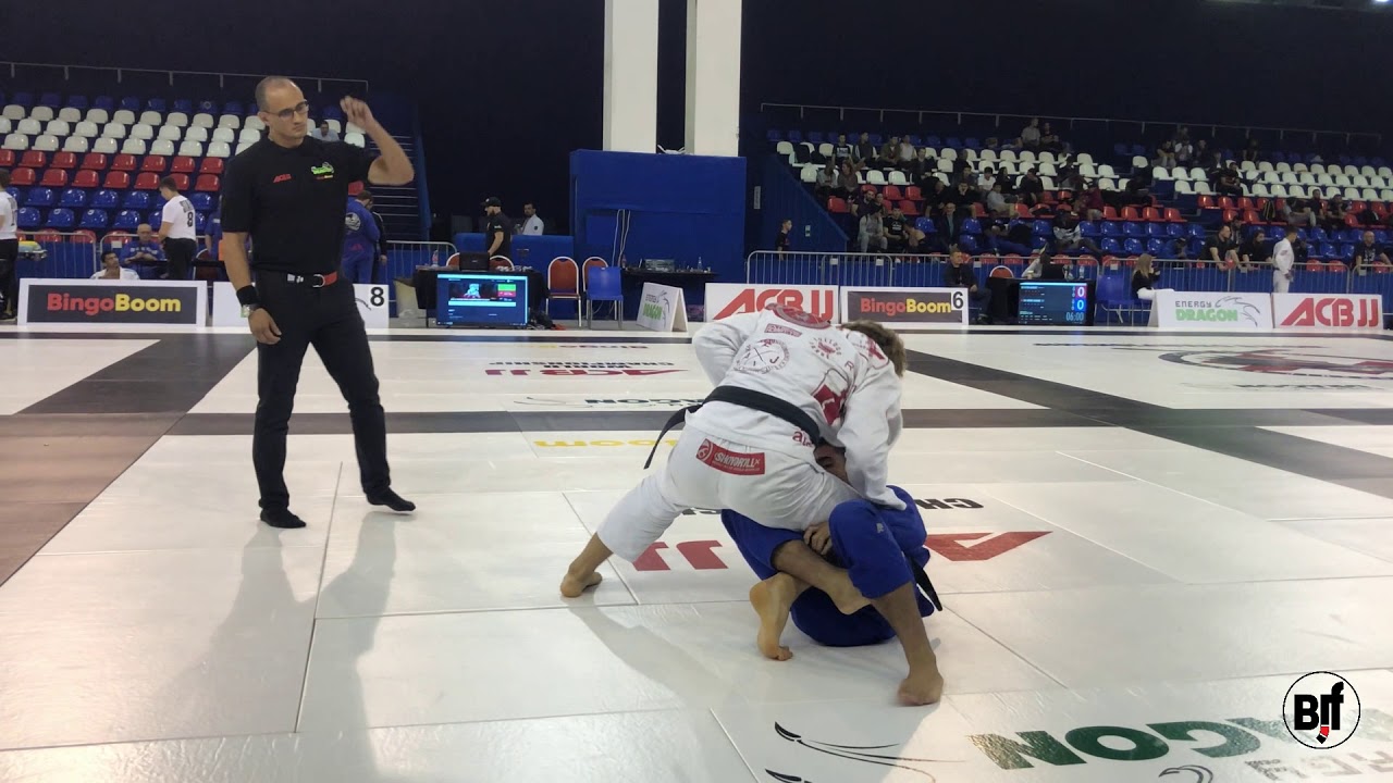 LEONARDO LARA vs ADAM WARDZINSKI 