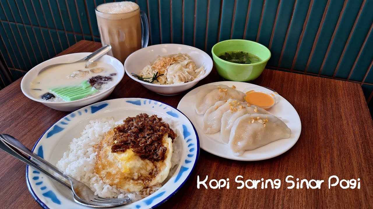 Sarapan di Kopi Saring Sinar Pagi