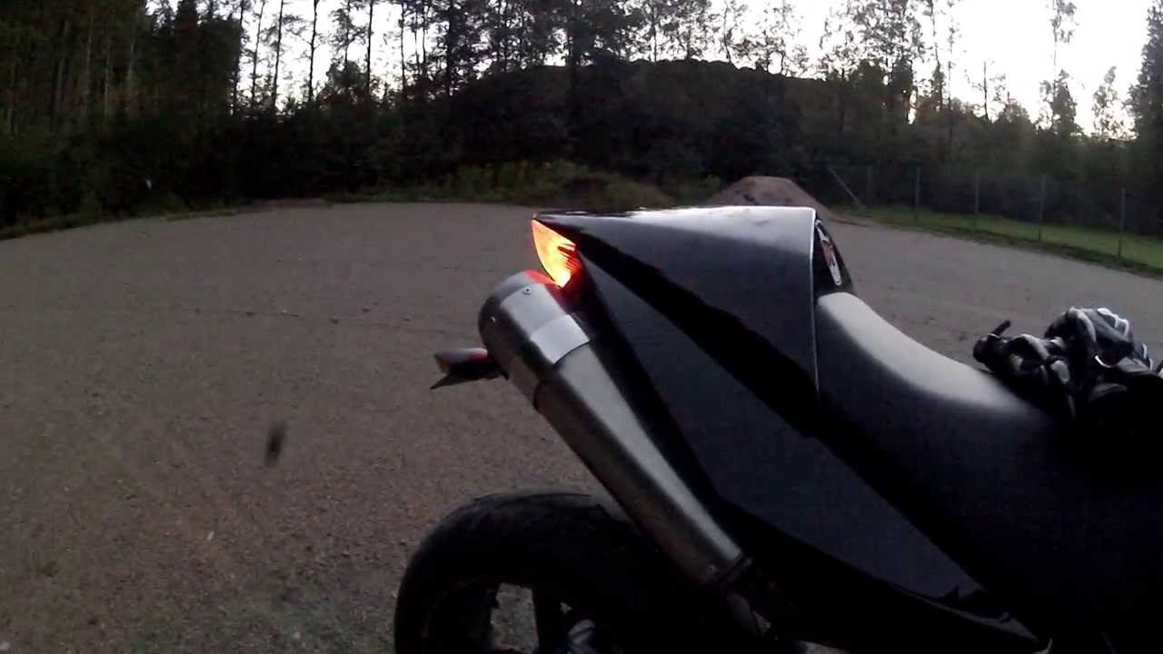 KTM superduke 990 with HP corse exaust