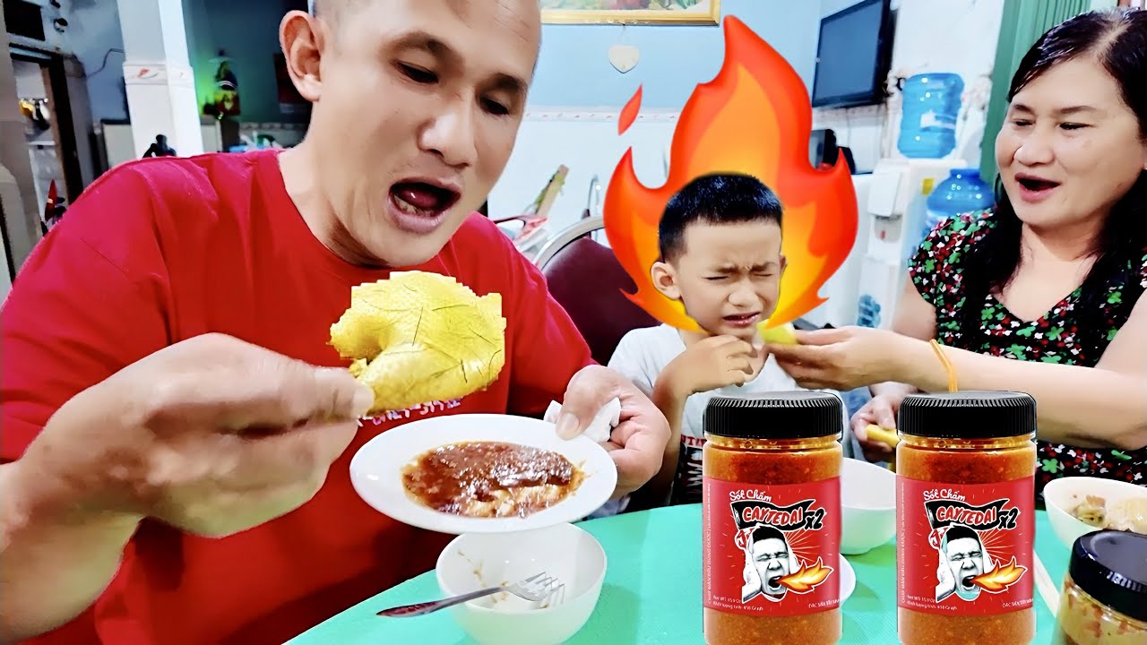 Sốt Cay Tê Dại của LÂM VLOG – Ăn Gà Luộc Mà Cứ Như Nuốt Lửa! | Lầy Quán Cóc