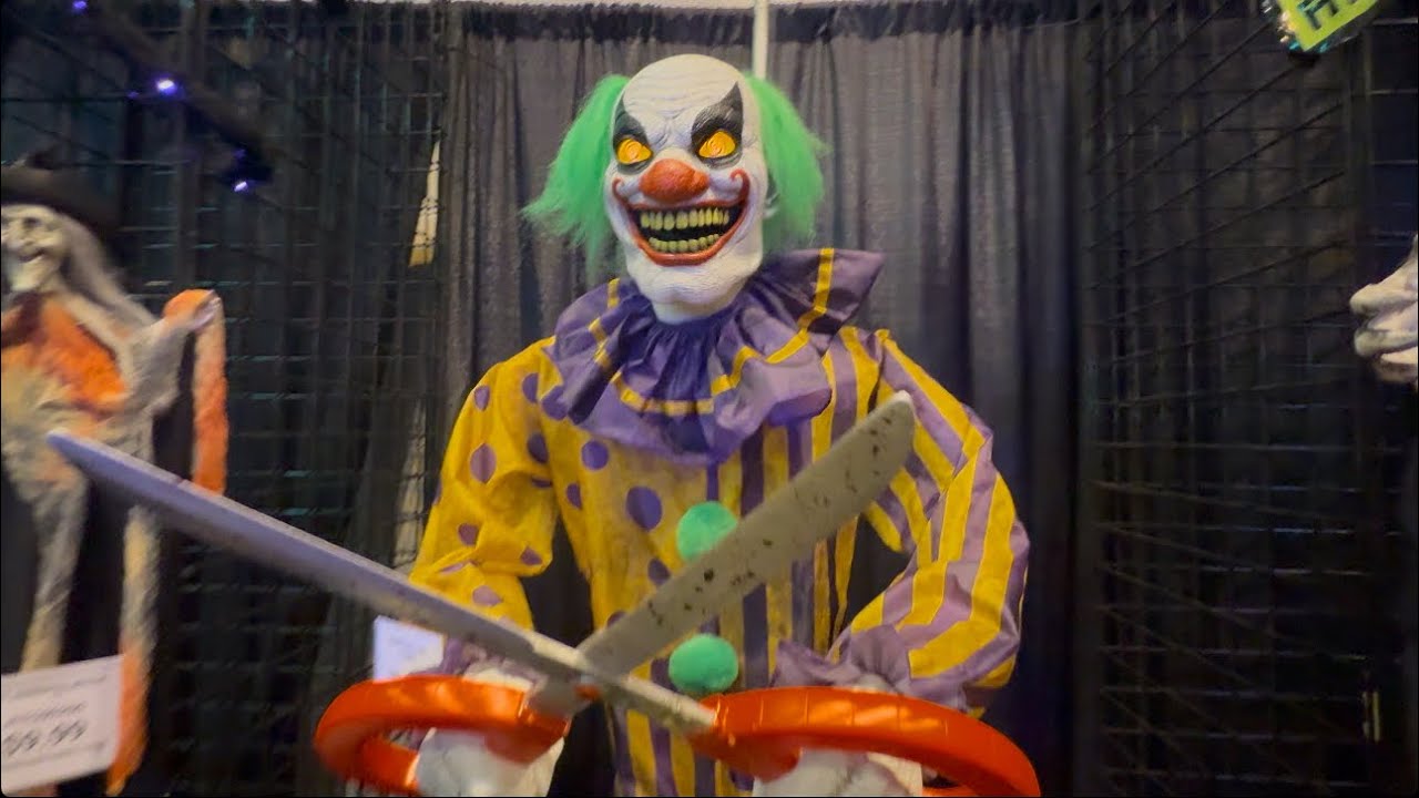 Morris costumes Halloween 2025 Transworld!!!