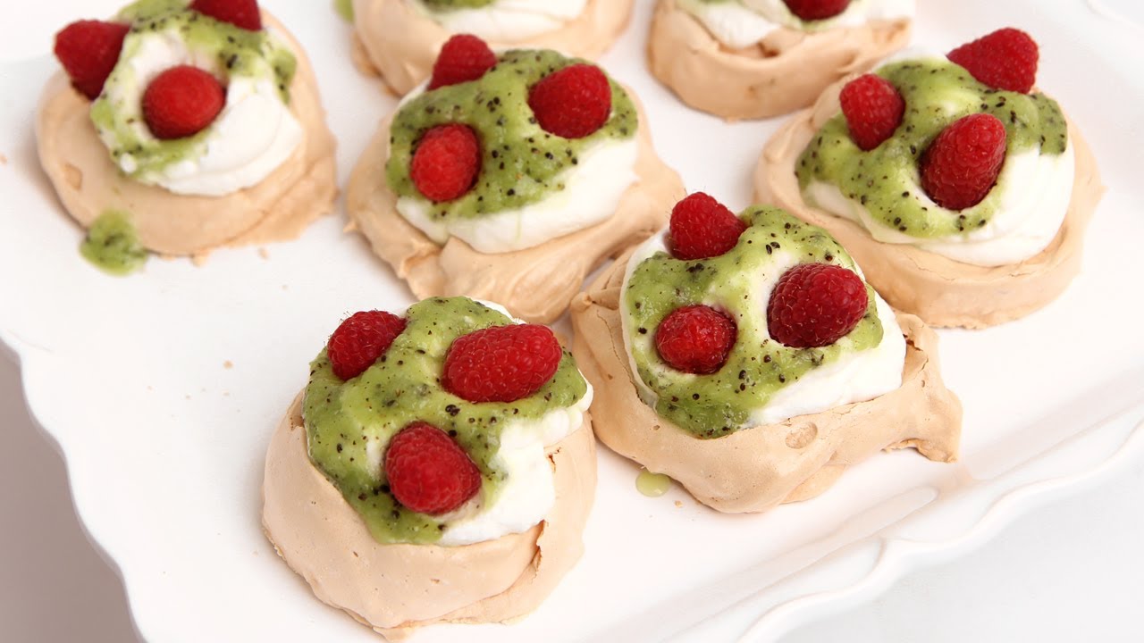 Mini Pavlova Recipe - Laura Vitale - Laura in the Kitchen Episode 778