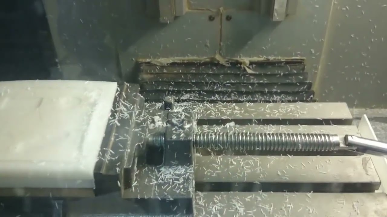 فيديو قصير عن ال CNC من إحدي المعامل الخاصة ب CNC