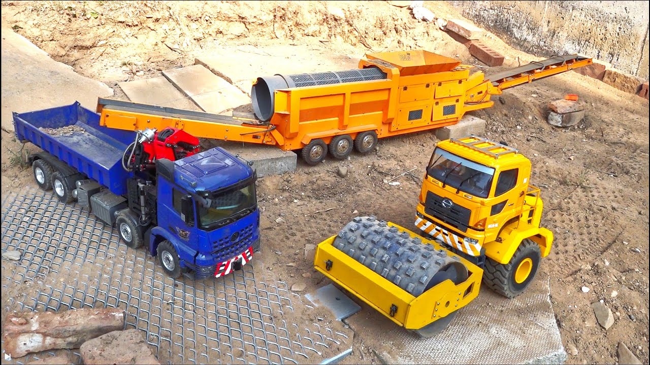 I Had to make a LARGER Construction Site | RC ADVENTURES