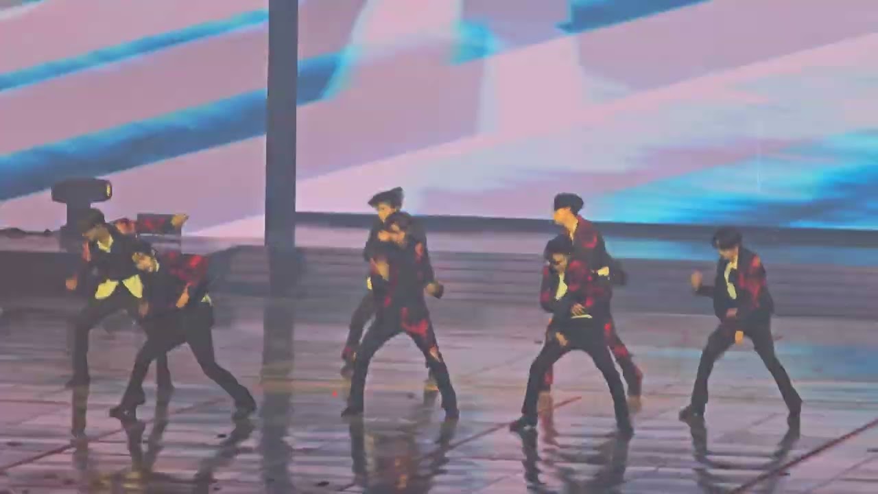 ENHYPEN - Bite me (FATE PLUS Seoul concert 23.02.2024 fancam)