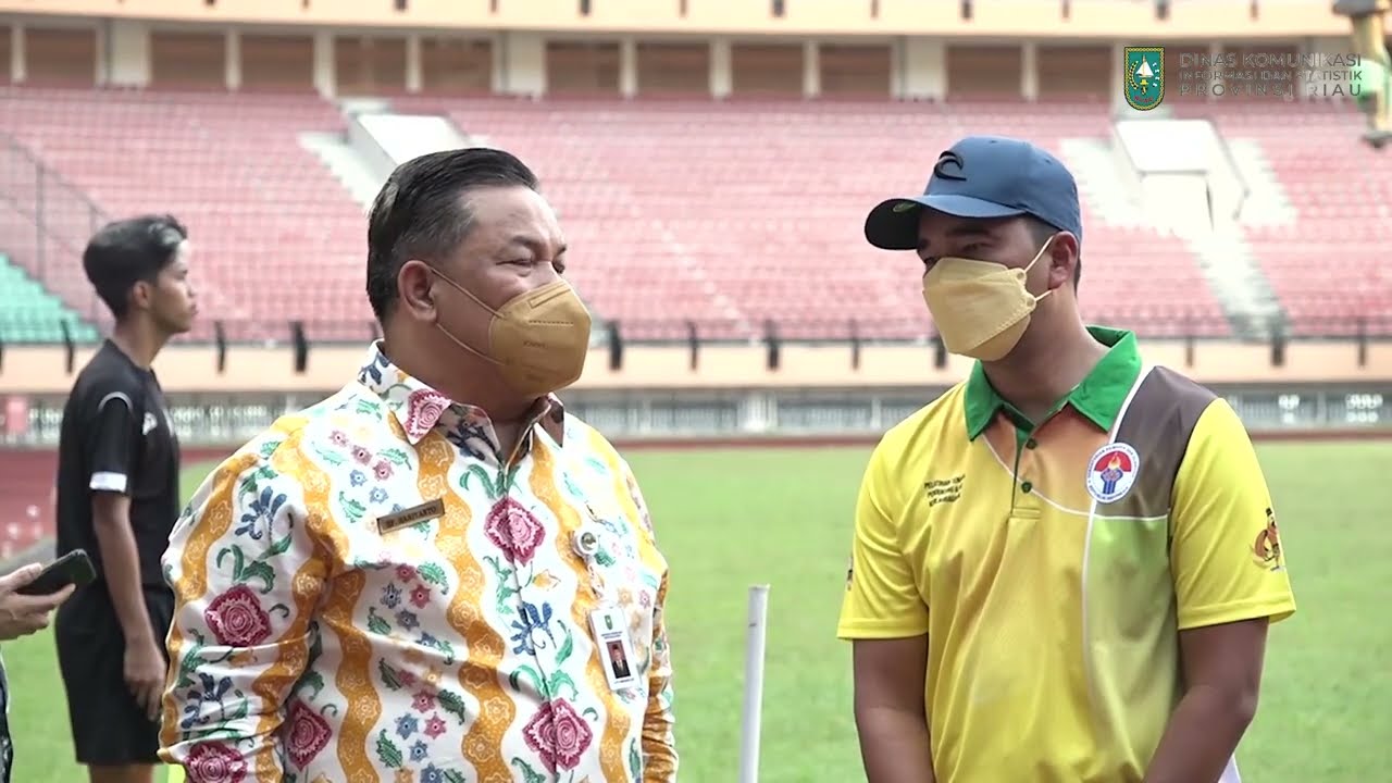 Sekda Prov Riau Meninjau Kondisi Stadion Utama Riau