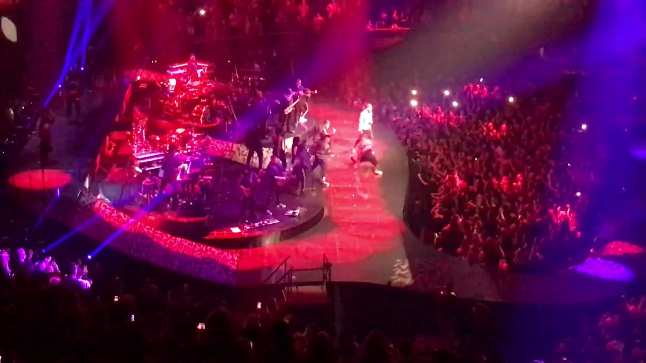 Justin Timberlake - Sexy Back Live at The Forum in Inglewood, CA