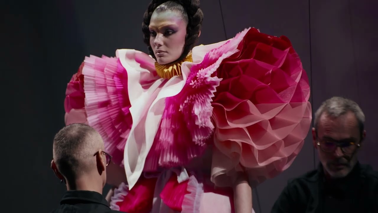 Viktor&Rolf 'Diamond Kite' Haute Couture Spring/Summer 2026