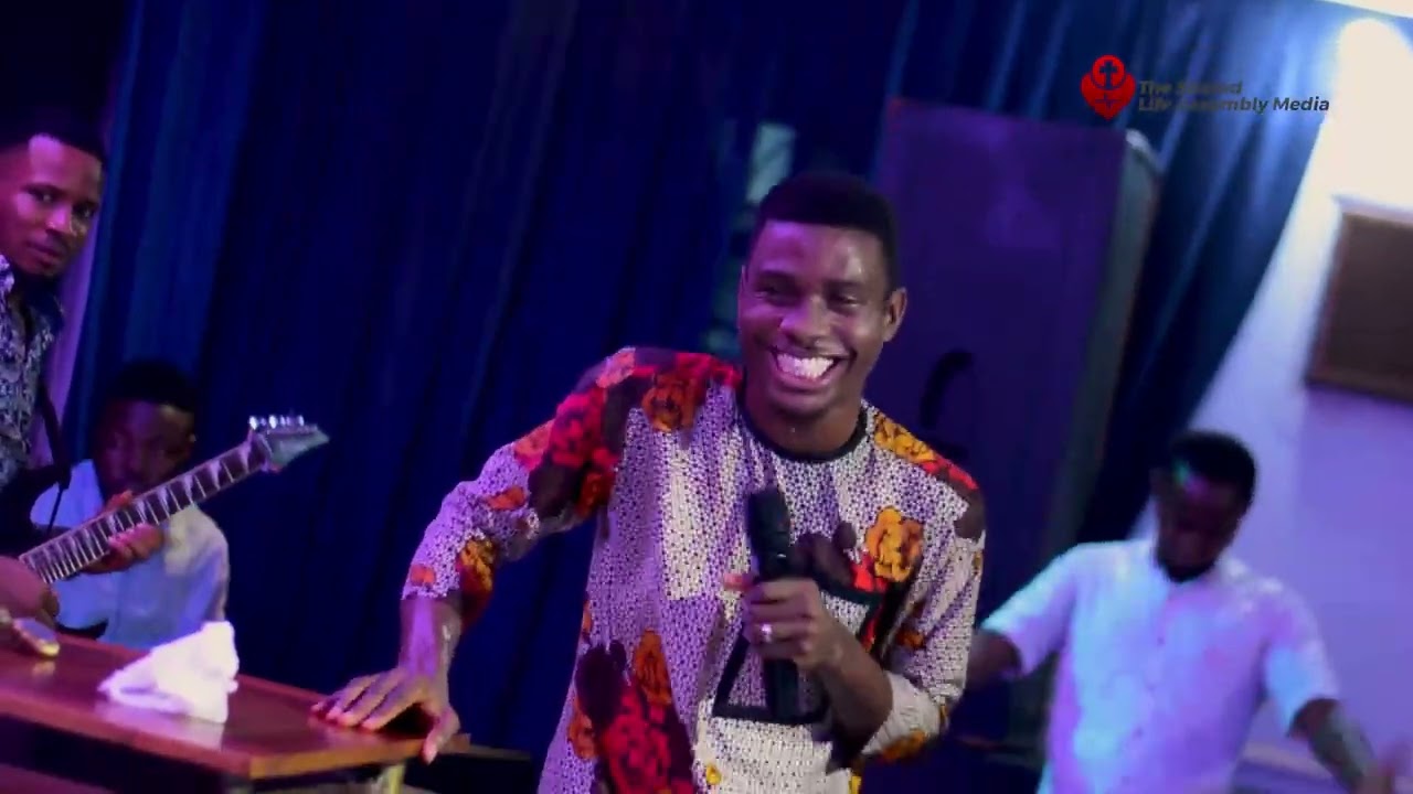 Deep Soaking with Rev'd. Chris Okolo!