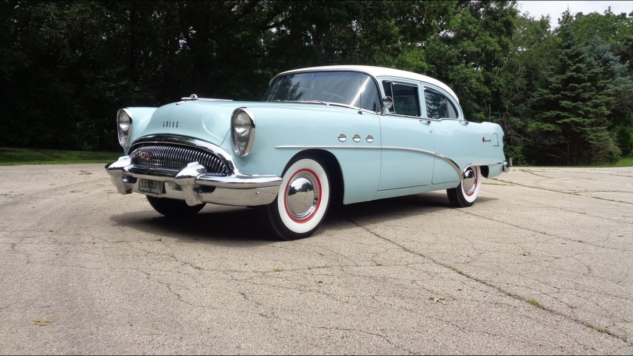 Buick Special 1954 года, пробег менее 28 тыс. миль, 4 двери, сине-белая, история Ride My Car с Лу...