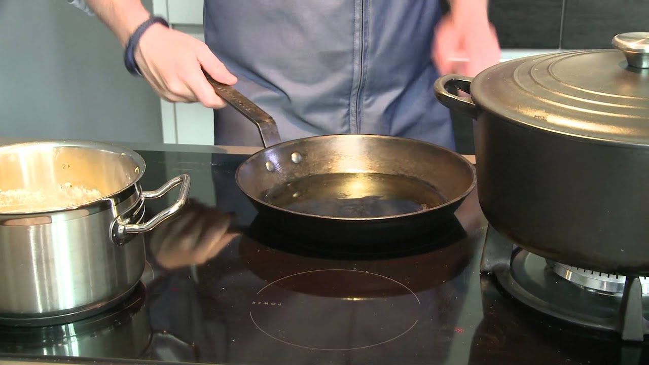 Bart van Berkel maakt coquilles met bloemkoolcrème geserveerd met Jacob’s Creek Chardonnay
