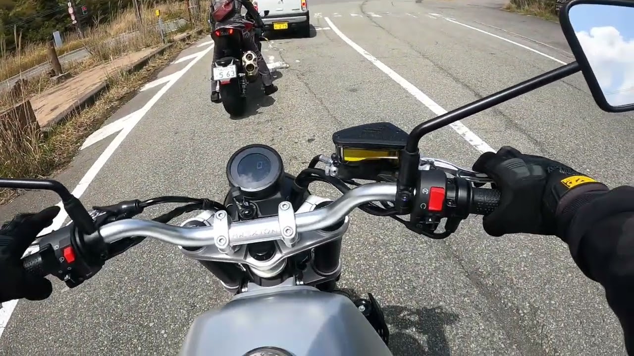 モトエスちゃんねる ＢＲＩＸＴＯＮ ＣＲＯＳＳＦＩＲＥ ５００に乗ってみた！