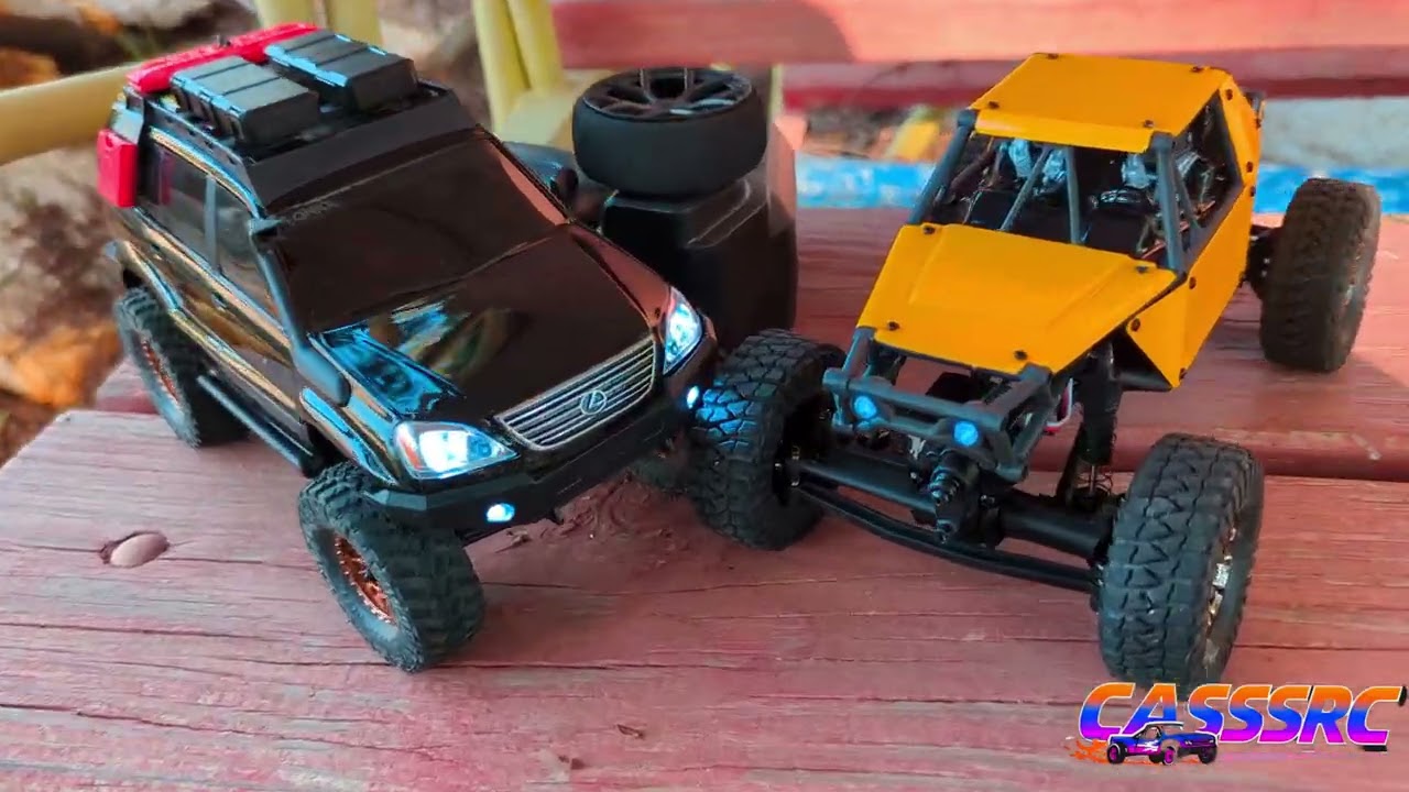 Axial SCX24 VS UDIRC UCX24 Head to Head 