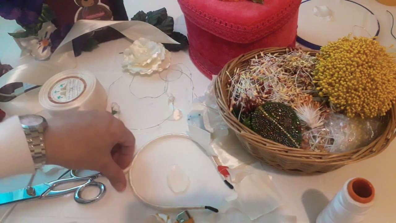 طريقة صنع طوق بالزهيرات 😇couronne en fleurs