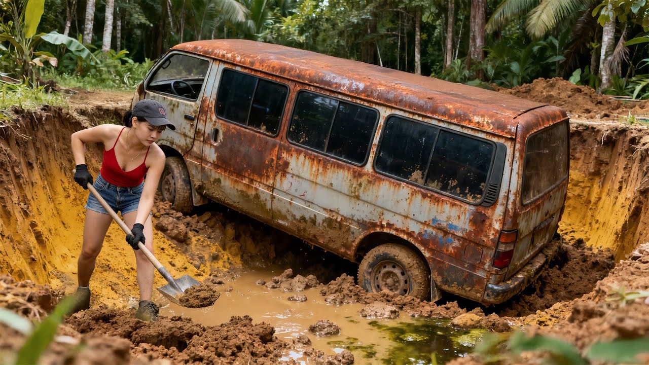 Only $500 for Scrap | Girl Restores an Abandoned 1968 Toyota Hiace After Years