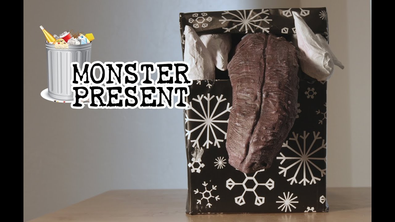 JUNKYARD HAUNTS - Monster Present  - DIY