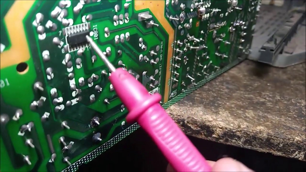 APRENDENDO COM TVS ABANDONADAS: CCE NEM LIGA LED, VOCÊ PEGARIA ESTE DEFEITO?