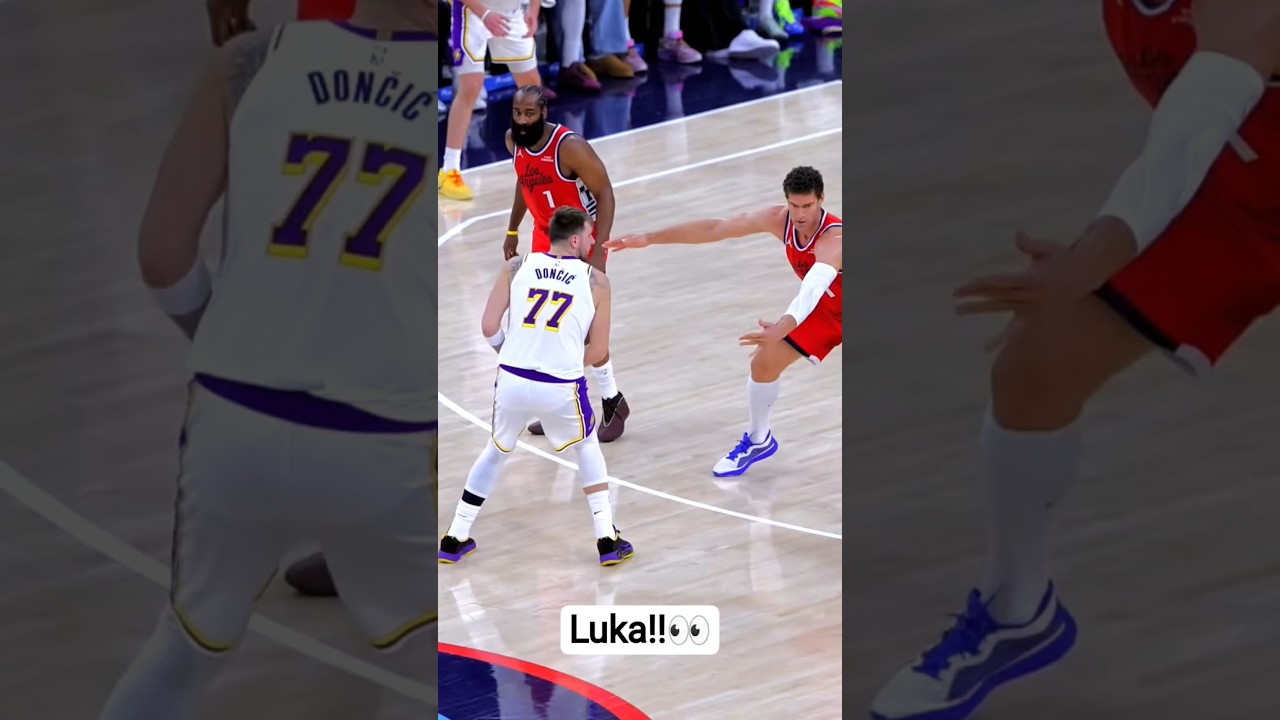 Luka lob to Hayes 👀🔥 