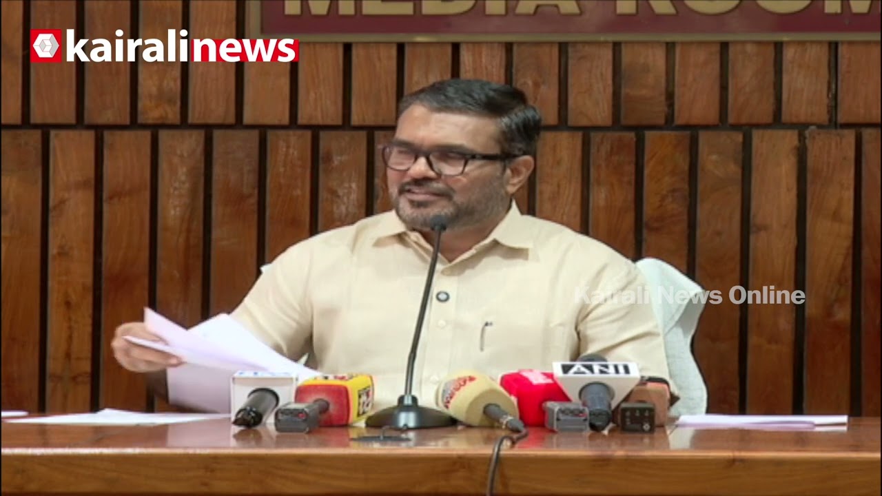'ഓരോ ദിവസവും പ്രതിപക്ഷ നേതാവ് തുറന്നുകാട്ടപ്പെടുകയാണ്' | V D SATHEESAN | CONGRESS | UDF | M B RAJESH