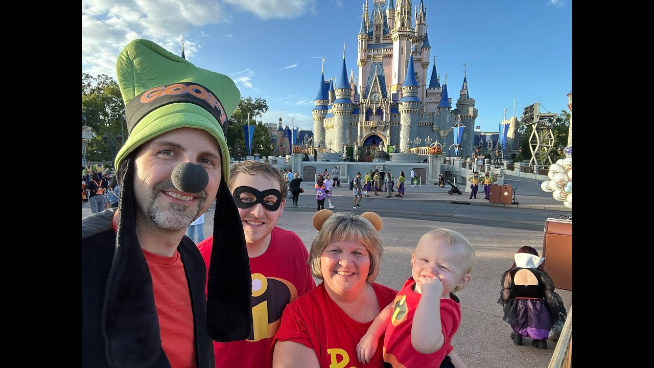Mickey's Not So Scary Halloween Party 2025 With Mountain Magic Duo