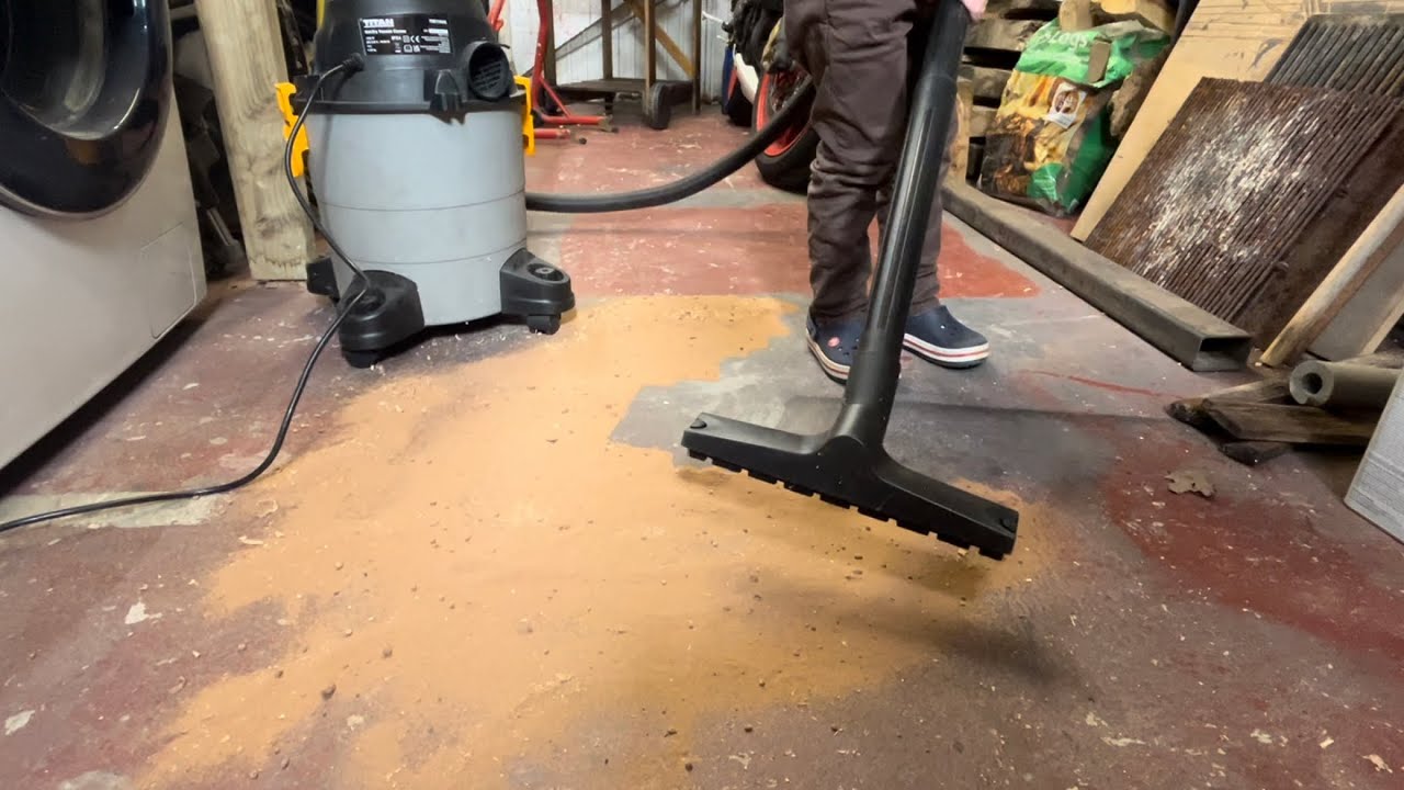 Titan Wet and Dry Vacuum Cleaner Demo