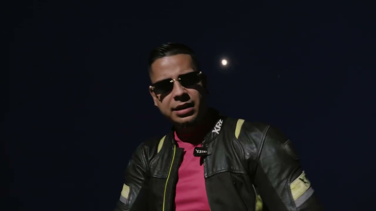 Dynamic feat Dyzivv - Měsic (OfficalVideo)