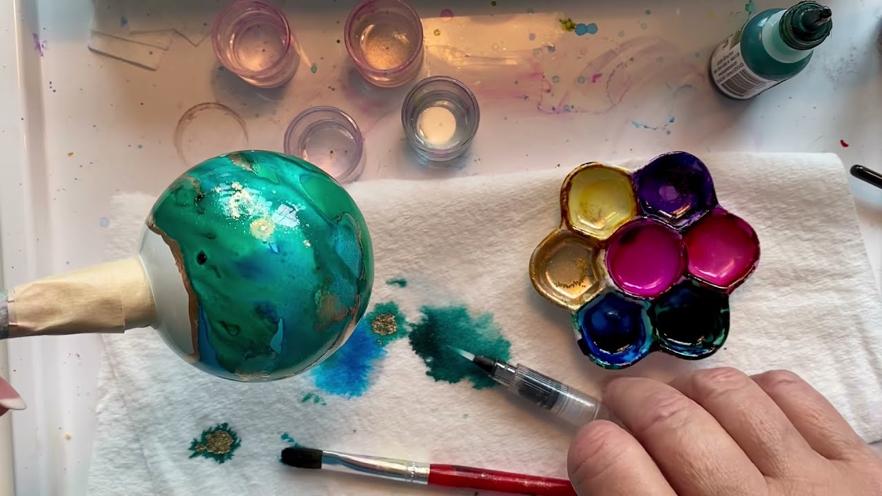 Painting Alcohol Ink Ornaments 