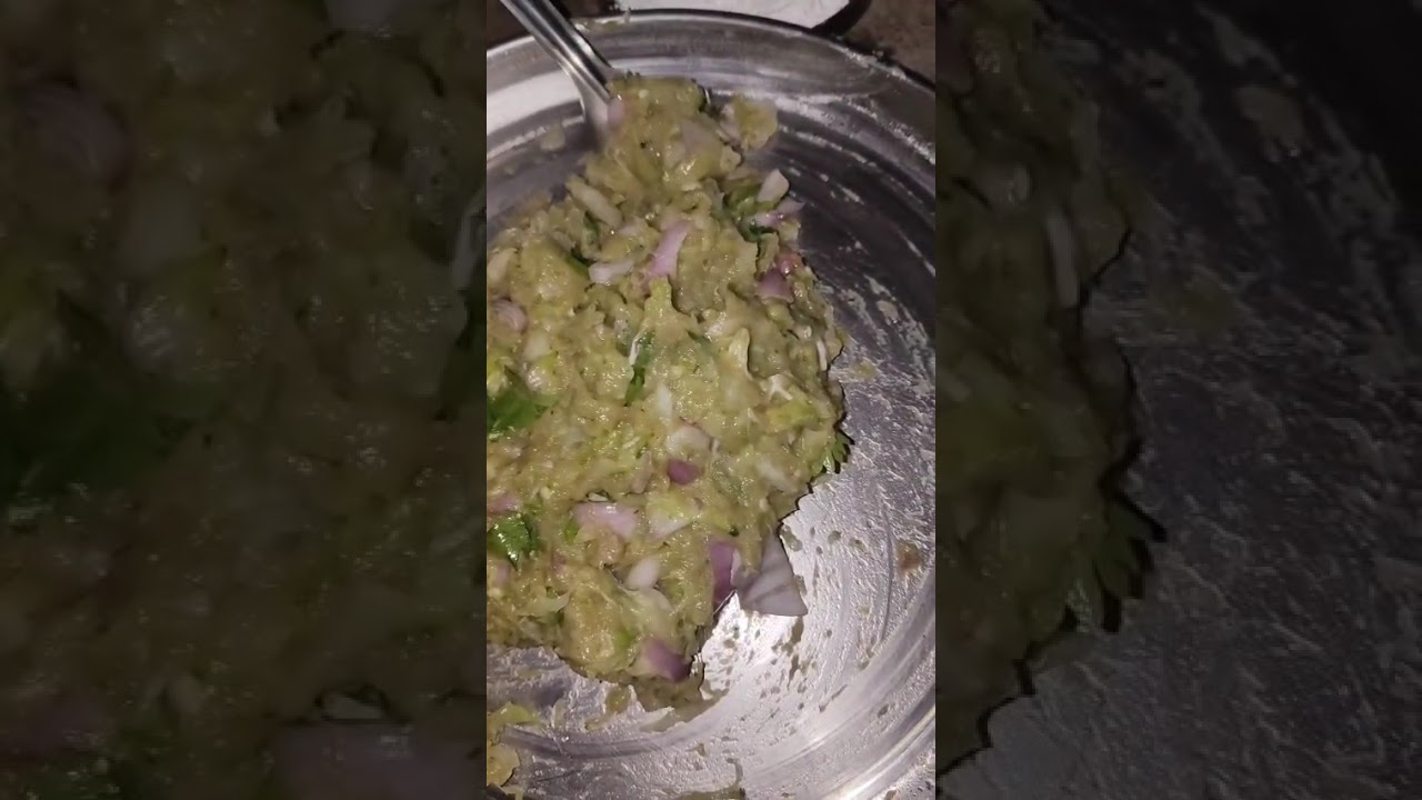 আজ বাড়িতে চিকেন মোমো বানিয়েছি সঙ্গে সুপ #minivlog #blogger #video 