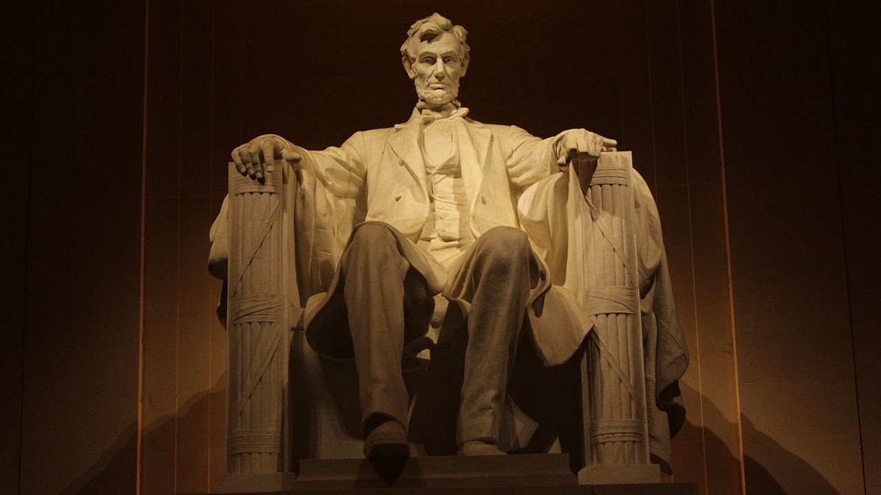 Top Monuments & Statues To See in Washington DC