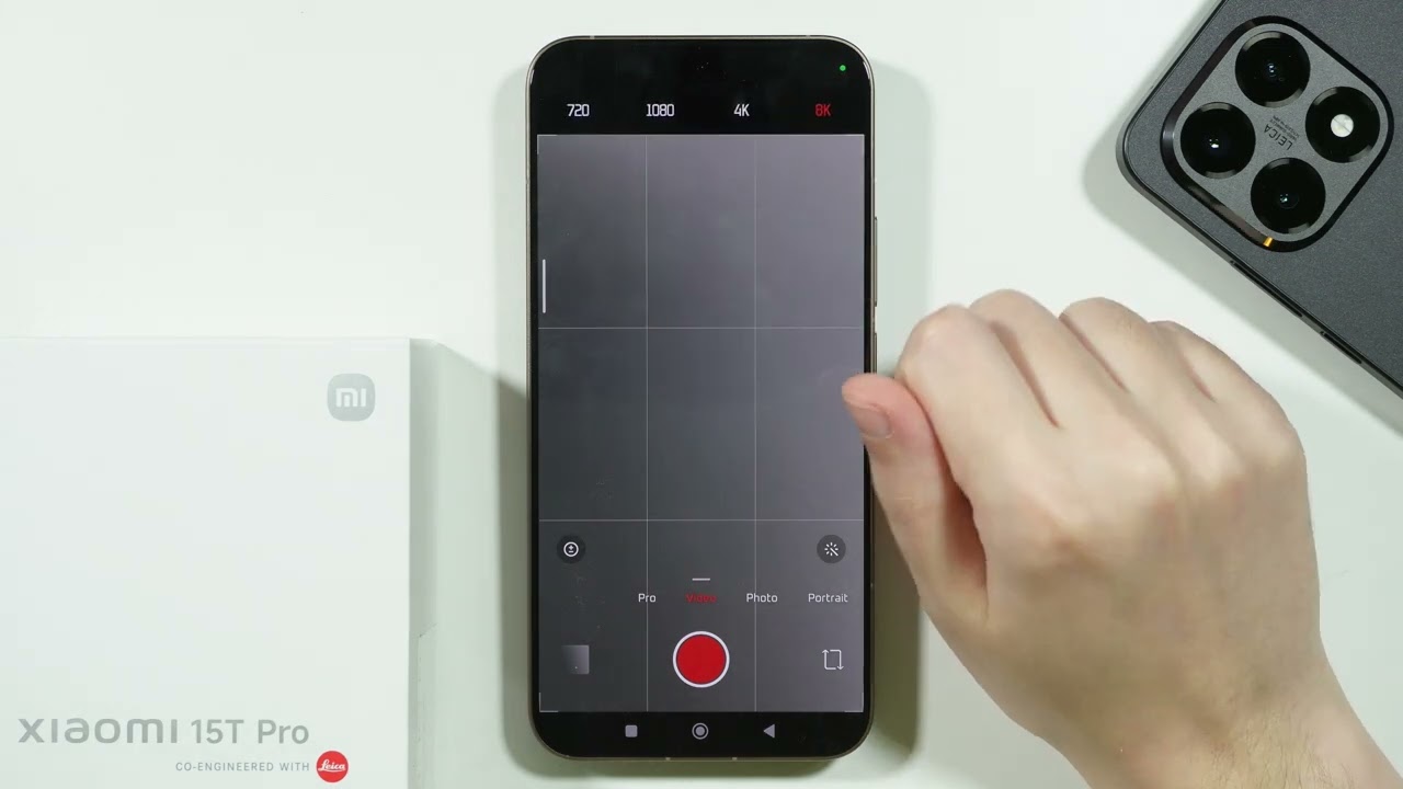 Поддерживает ли Xiaomi 15T Pro запись видео 4K 120 кадров в секунду?