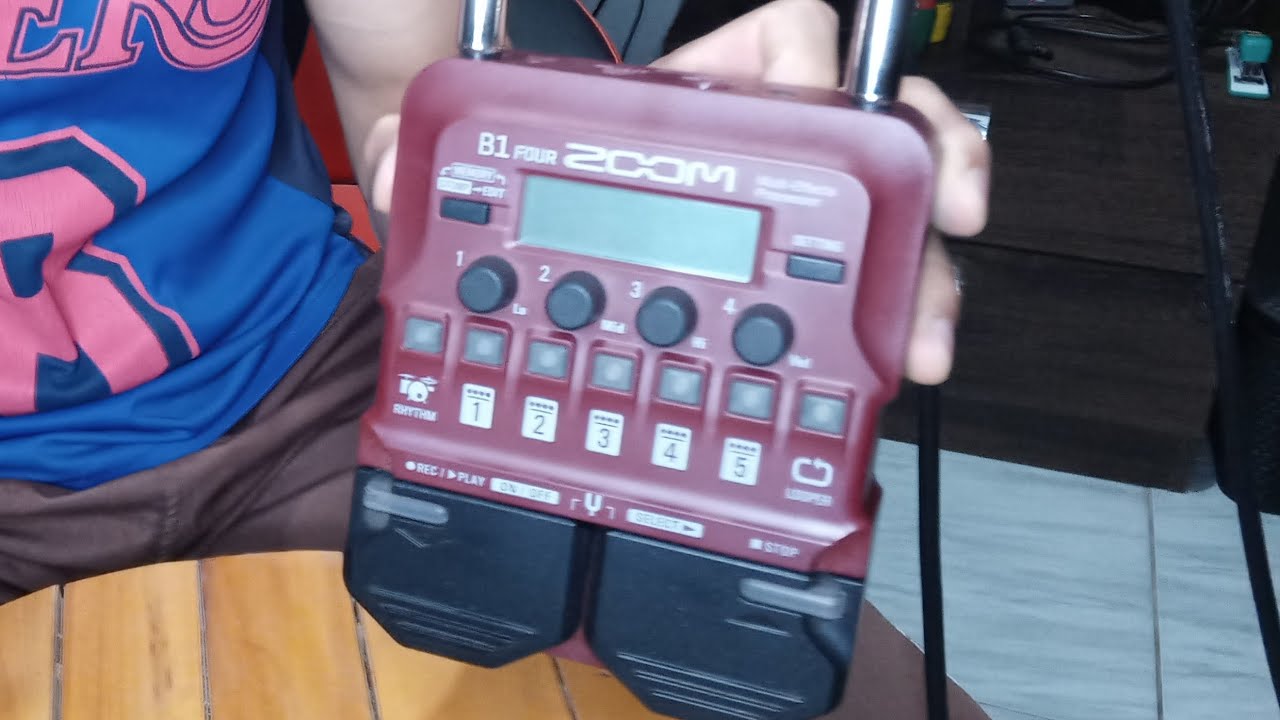 Pedaleira de Baixo B1 Foor Zoom | Com 60 Timbres de Efeitos....