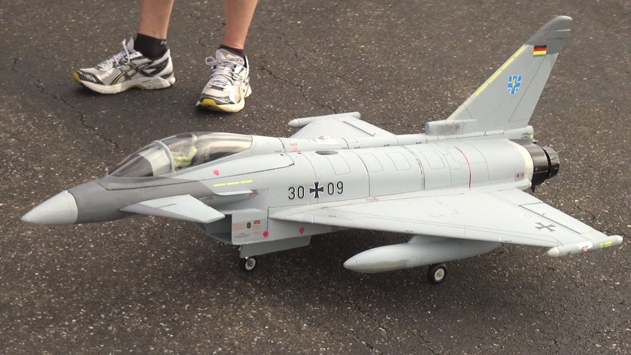 RC CRASH EUROFIGHTER TYPHOON VEKTOR THRUST