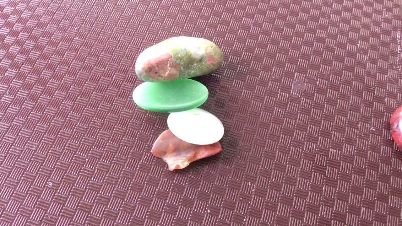Leo February 2026 Monthly Gemstone Reading by Cognitive Universe 