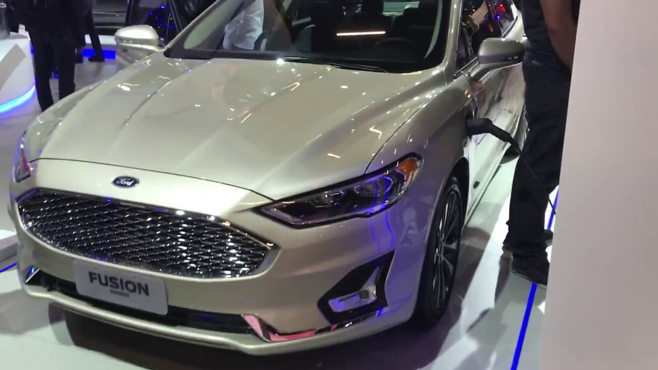 2019 NOVO Ford Fusion Energy 2.0L 190cv Plug-In H&iacute;brido |  Sao Paulo Motor Show
