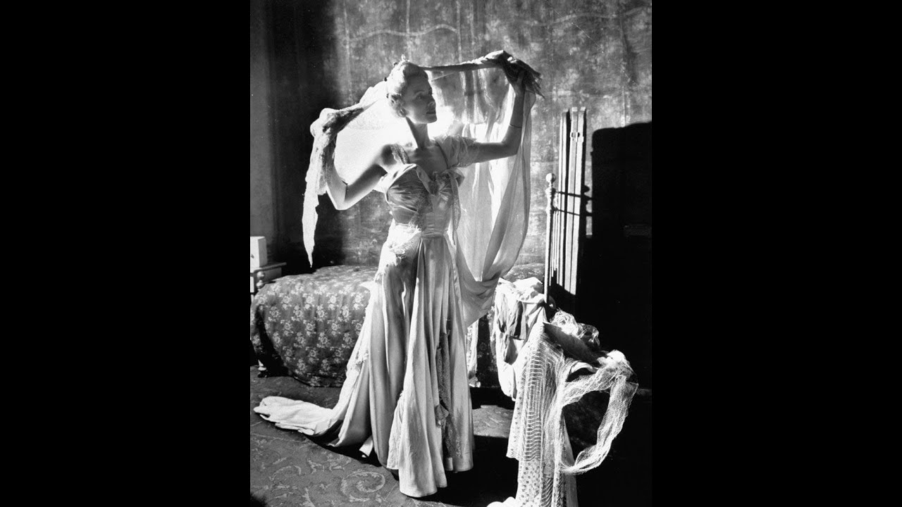 IB English - A Streetcar Named Desire - Blanche and Illusion